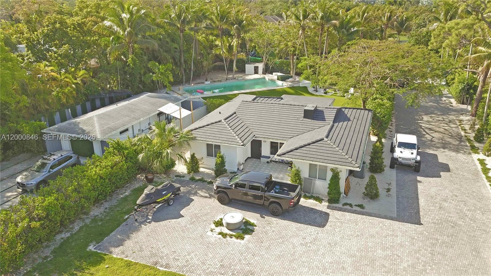 Real estate property located at 8390 64 st, Miami-dade, Sunkist Estates A, Miami, FL