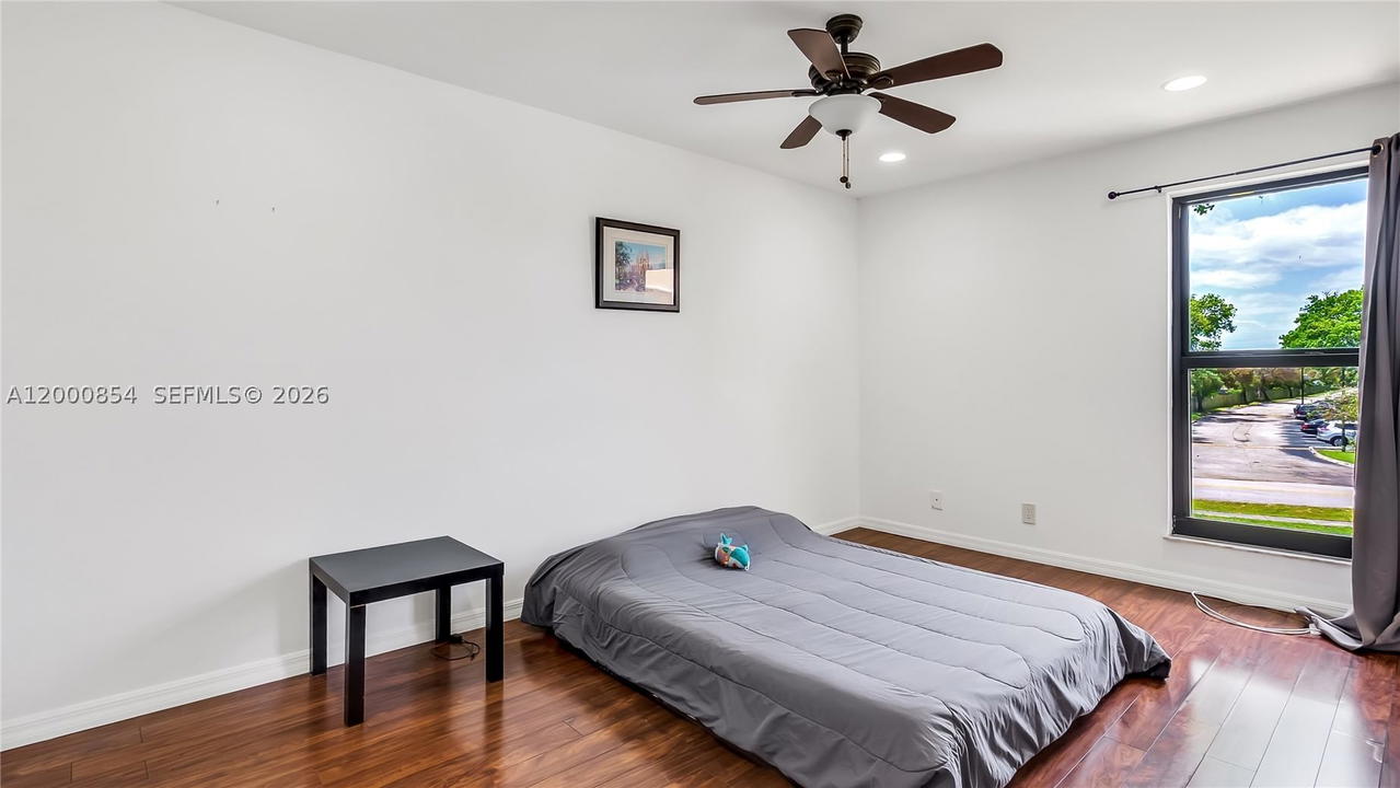 Real estate property located at 1541 92nd Ave #186, Broward, Westview Condominium No T, Pembroke Pines, FL