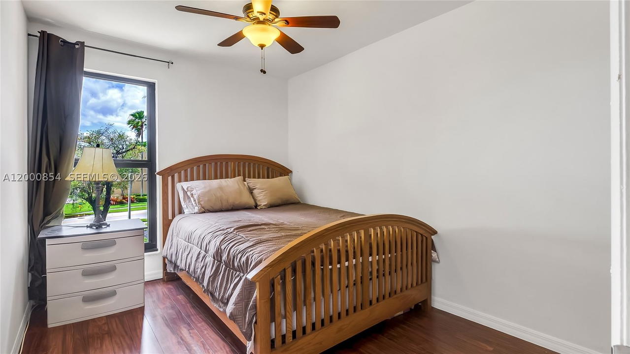 Real estate property located at 1541 92nd Ave #186, Broward, Westview Condominium No T, Pembroke Pines, FL