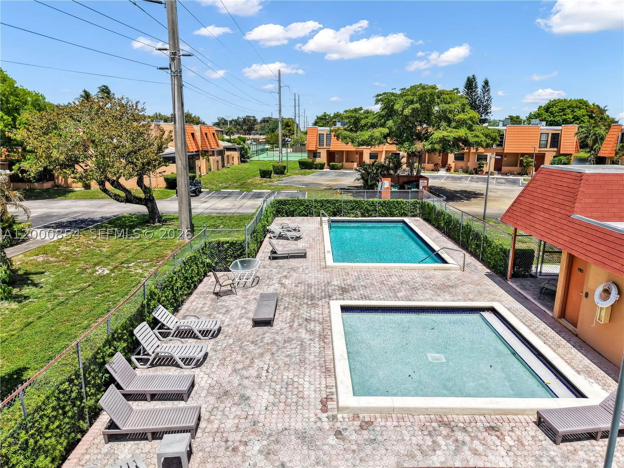 Real estate property located at 1541 92nd Ave #186, Broward, Westview Condominium No T, Pembroke Pines, FL