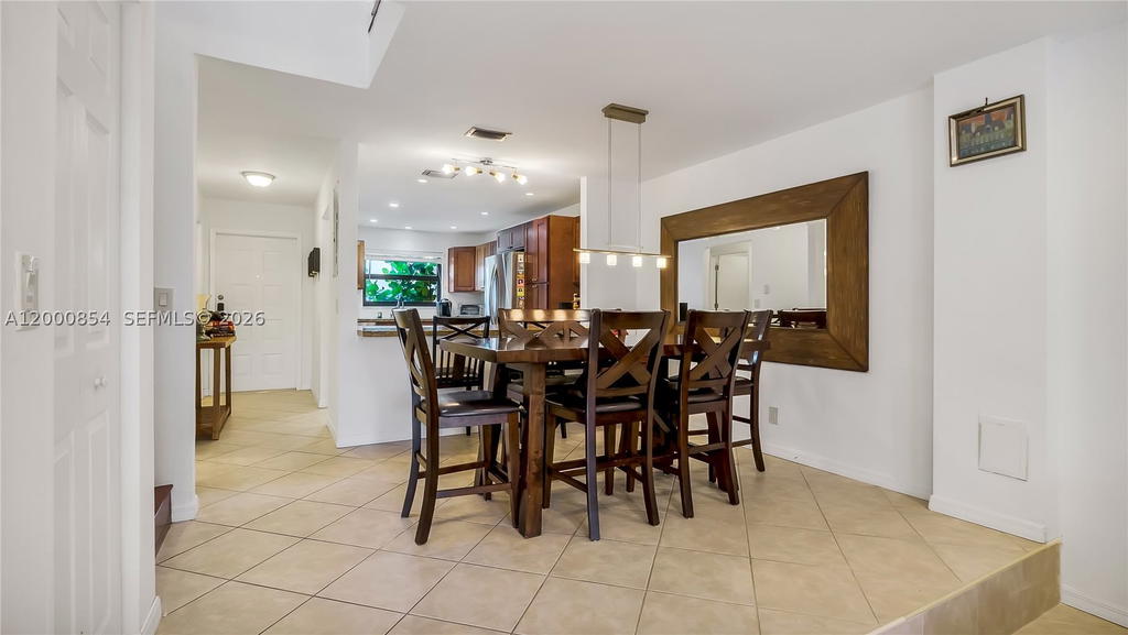 Real estate property located at 1541 92nd Ave #186, Broward, Westview Condominium No T, Pembroke Pines, FL