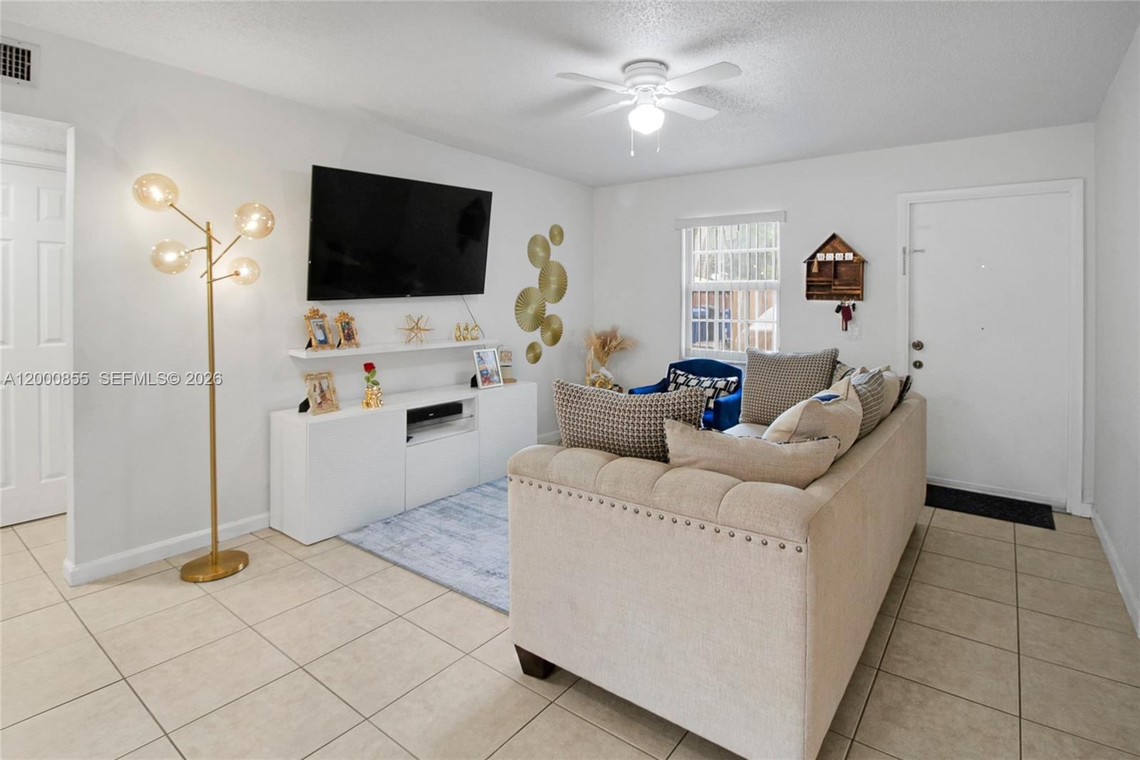 Real estate property located at 3011 68th St #10F, Broward, No 1 Palm-aire Village Co, Fort Lauderdale, FL