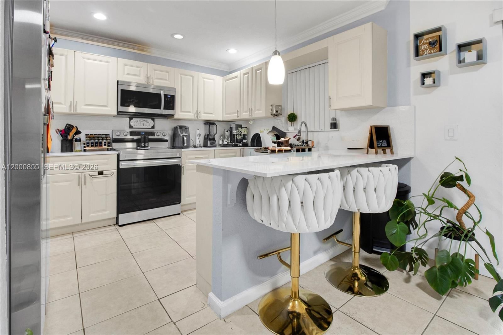 Real estate property located at 3011 68th St #10F, Broward, No 1 Palm-aire Village Co, Fort Lauderdale, FL