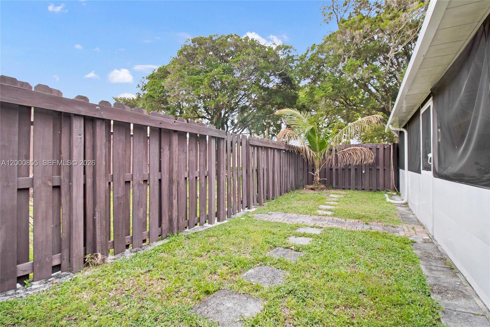 Real estate property located at 3011 68th St #10F, Broward, No 1 Palm-aire Village Co, Fort Lauderdale, FL