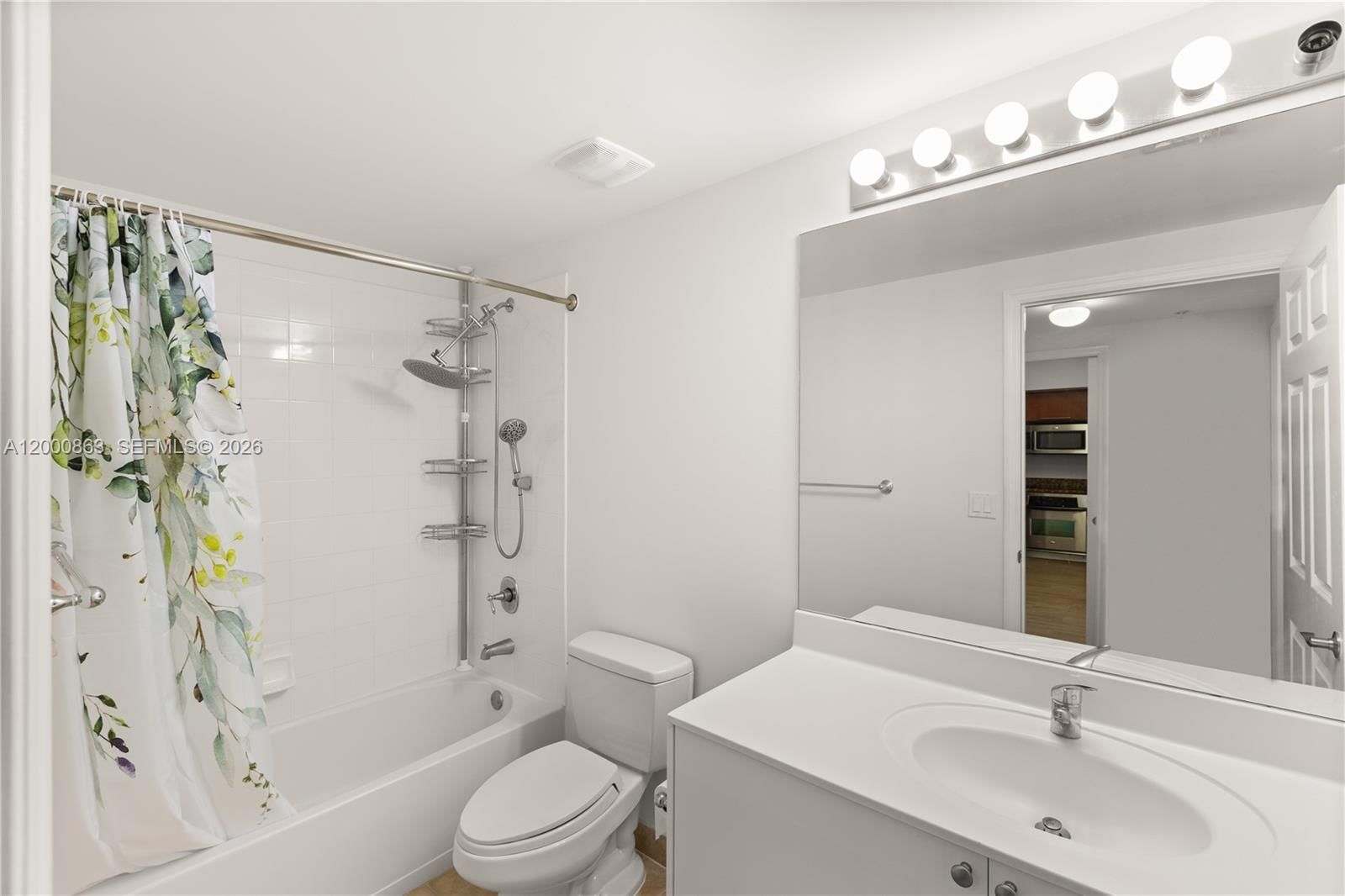 Real estate property located at 888 Douglas Rd PH01, Miami-dade, Puerta De Palmas Condo, Coral Gables, FL