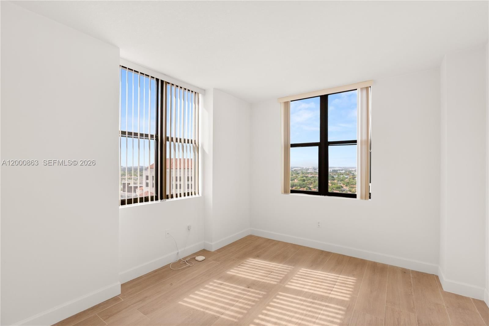 Real estate property located at 888 Douglas Rd PH01, Miami-dade, Puerta De Palmas Condo, Coral Gables, FL