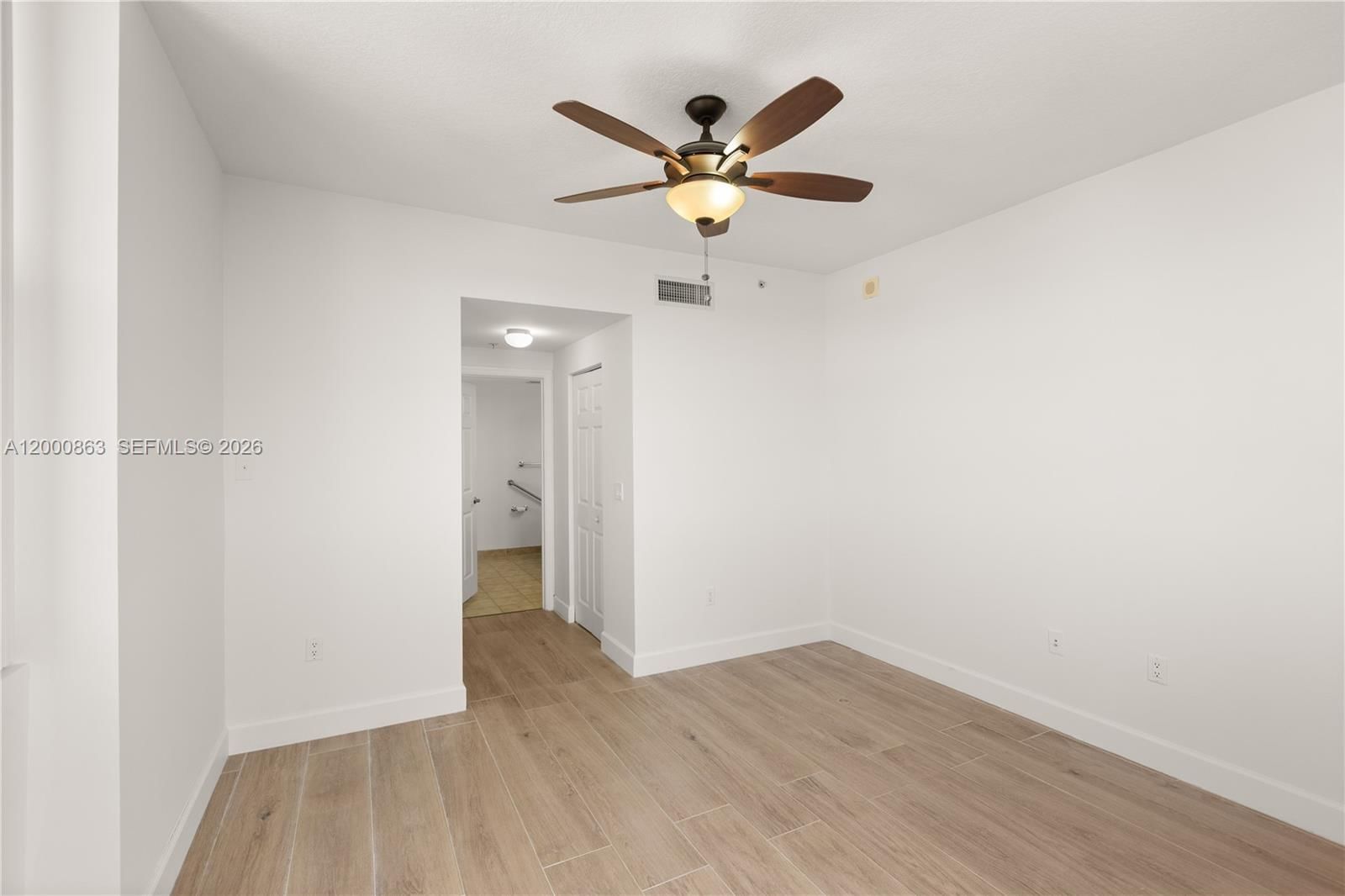 Real estate property located at 888 Douglas Rd PH01, Miami-dade, Puerta De Palmas Condo, Coral Gables, FL