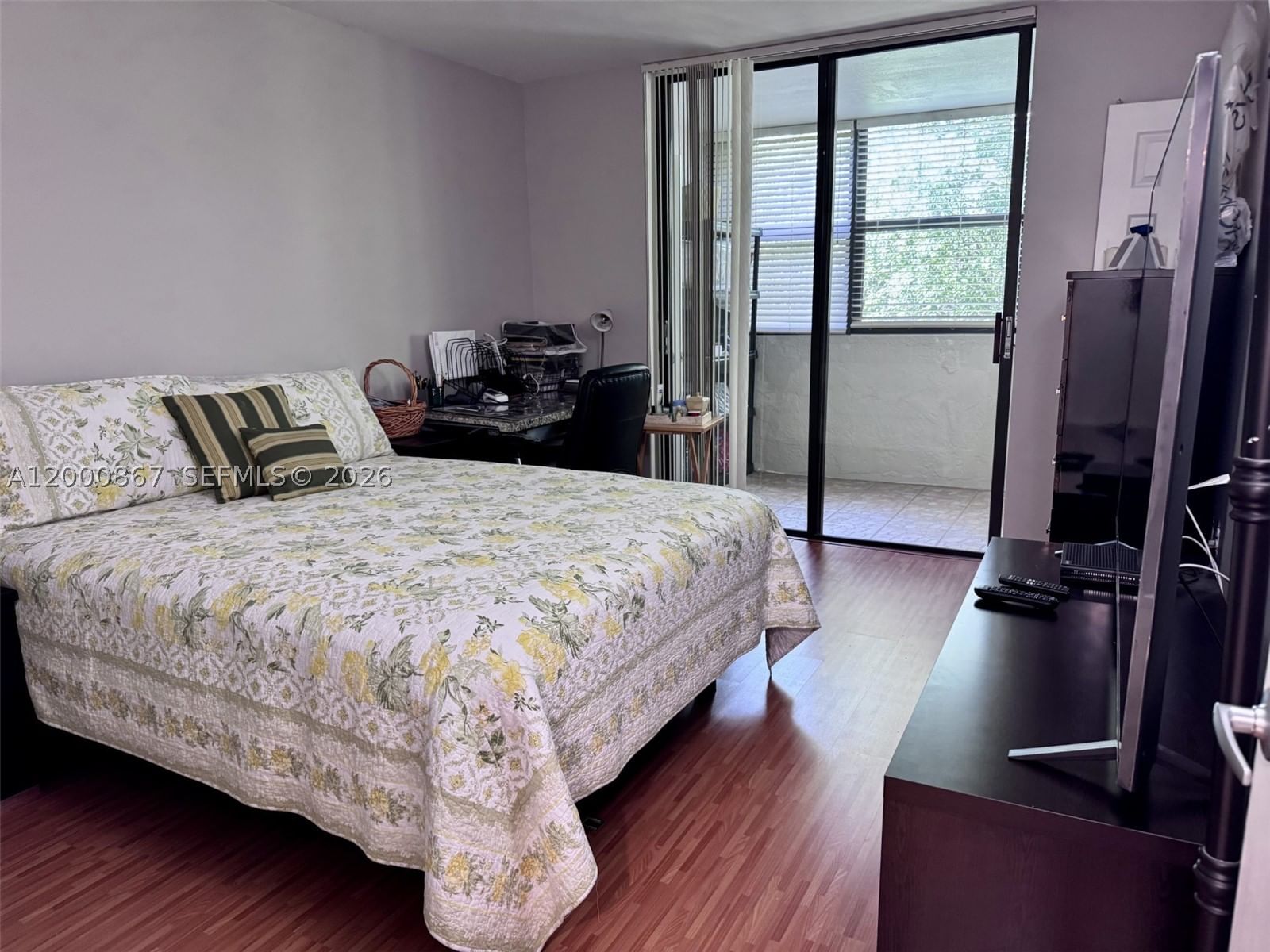 Real estate property located at 10850 Kendall Dr #414, Miami-dade, Kendall Gate Condo, Miami, FL