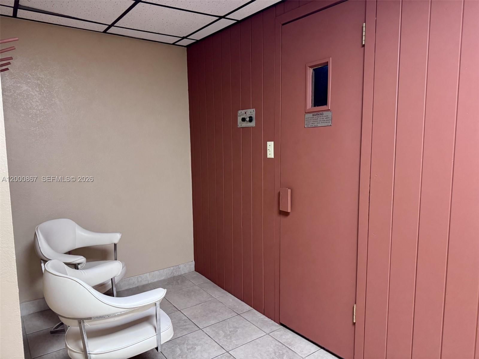 Real estate property located at 10850 Kendall Dr #414, Miami-dade, Kendall Gate Condo, Miami, FL