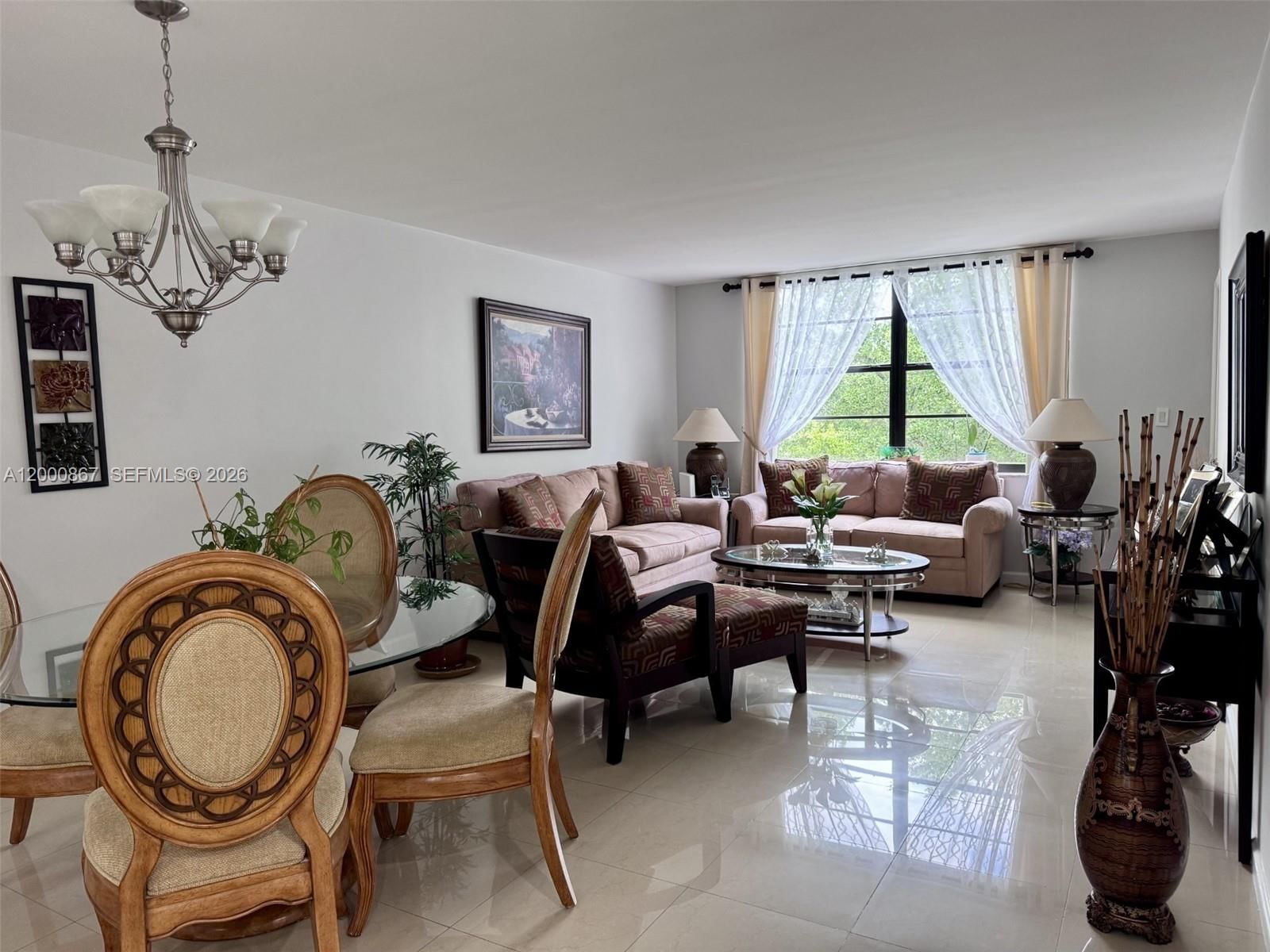 Real estate property located at 10850 Kendall Dr #414, Miami-dade, Kendall Gate Condo, Miami, FL