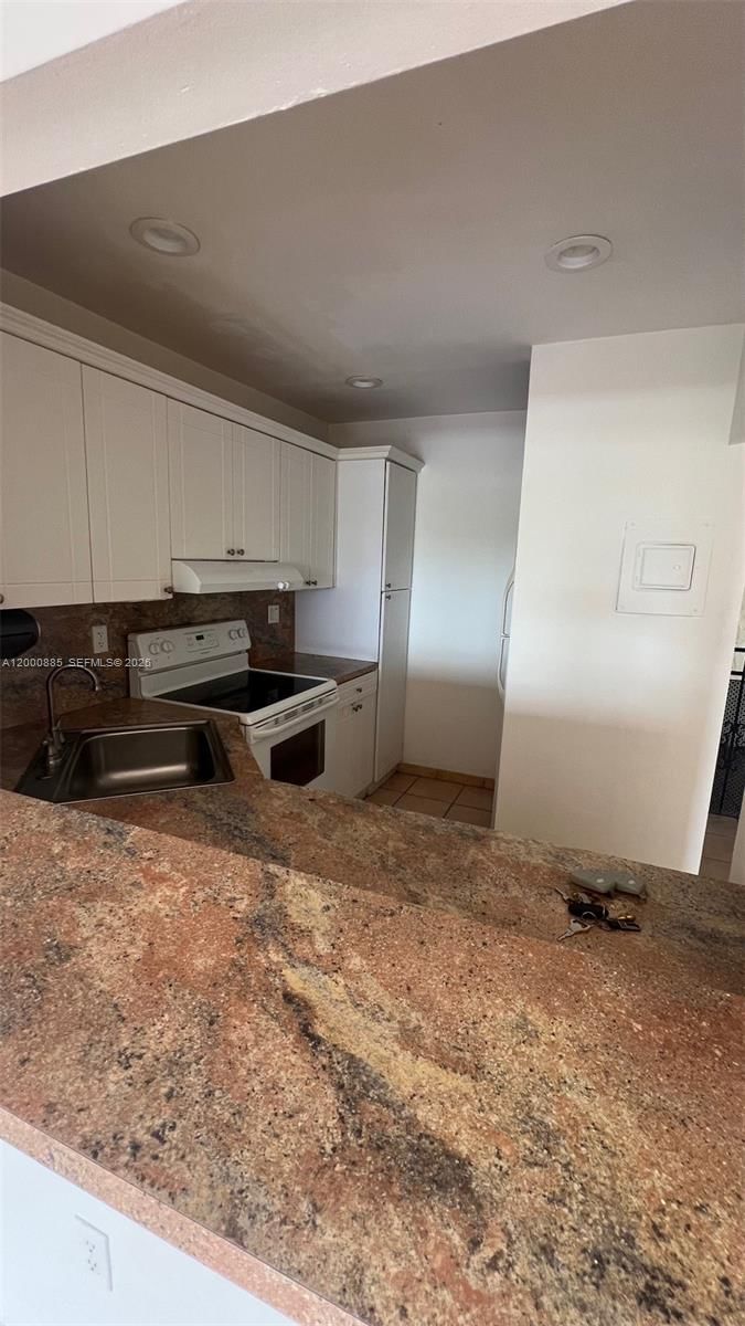 Real estate property located at 6070 18th Ave #323, Miami-dade, Palmetto Springs Condo Vi, Hialeah, FL