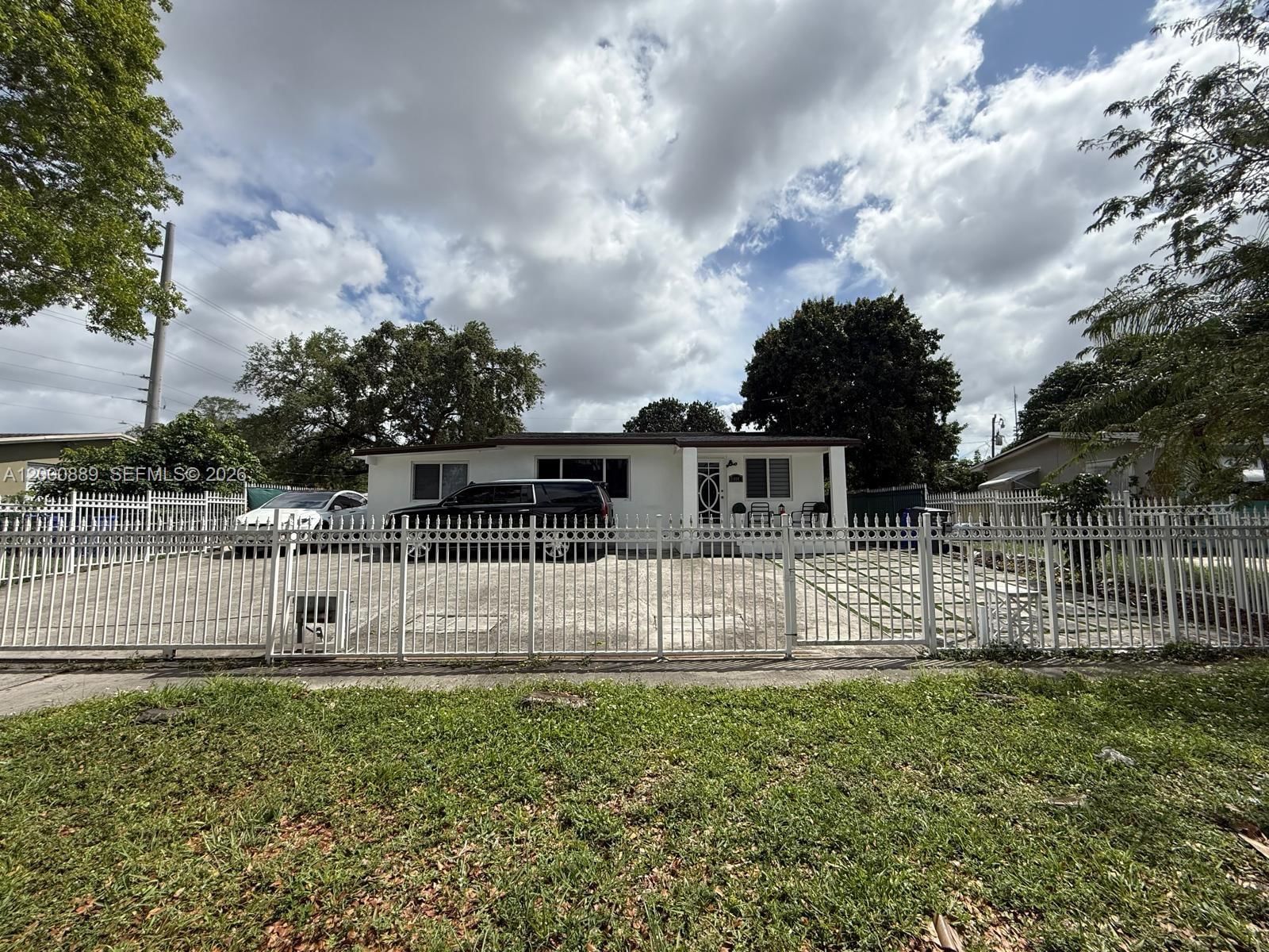 Real estate property located at 6404 Meade St, Broward, Linwood Gardens No 2, Hollywood, FL