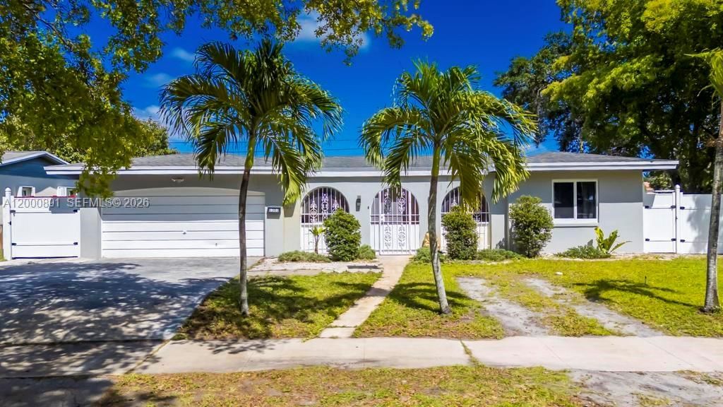 Real estate property located at 1301 74th Ter, Broward, Boulevard Heights Section, Hollywood, FL