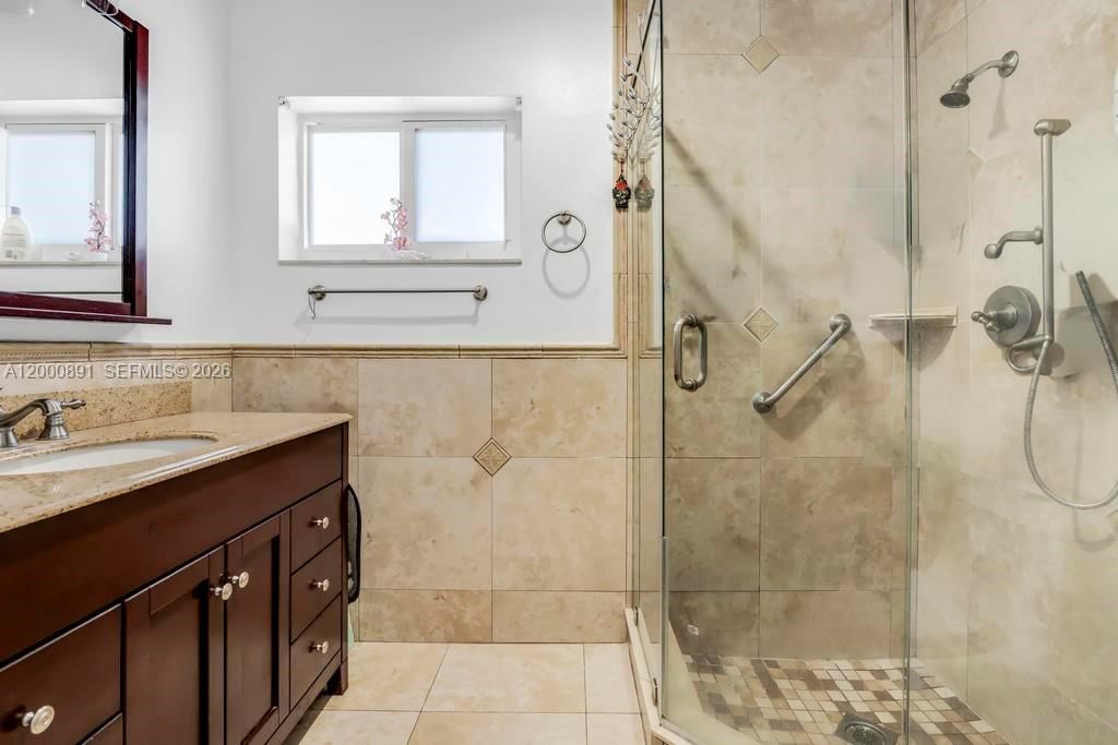 Real estate property located at 1301 74th Ter, Broward, Boulevard Heights Section, Hollywood, FL