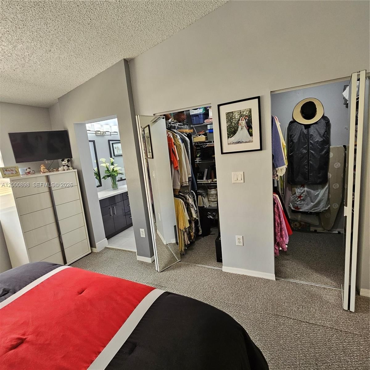 Real estate property located at 7378 162nd Pl, Miami-dade, Heftlers Lago Mar West, Miami, FL