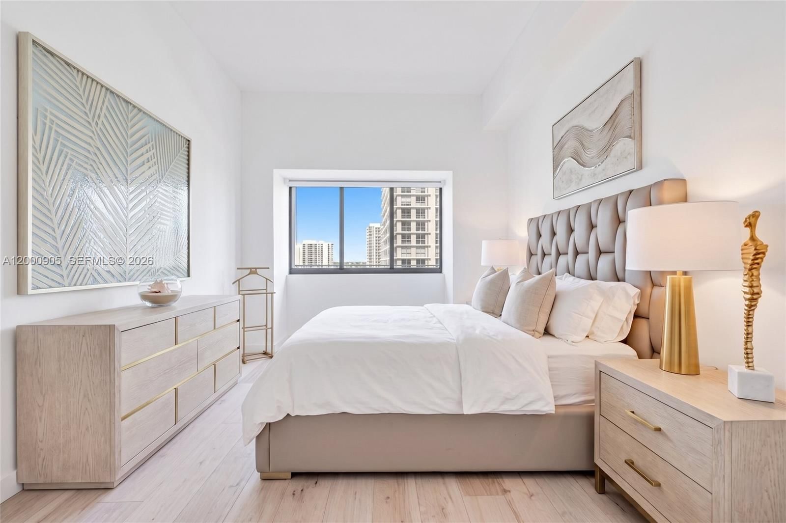 Real estate property located at 480 31st St #1501, Miami-dade, Gran Paraiso Condo, Miami, FL