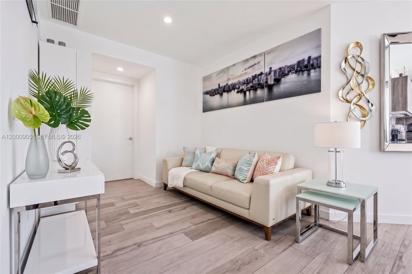 Real estate property located at 480 31st St #1501, Miami-dade, Gran Paraiso Condo, Miami, FL