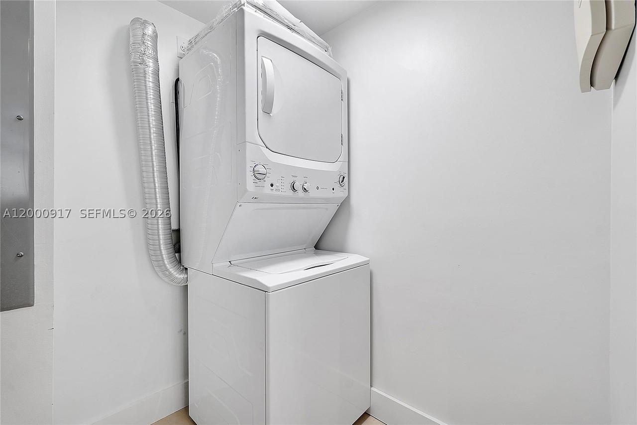 Real estate property located at 6000 Collins Ave #527, Miami-dade, Terra Beachside Condo, Miami Beach, FL