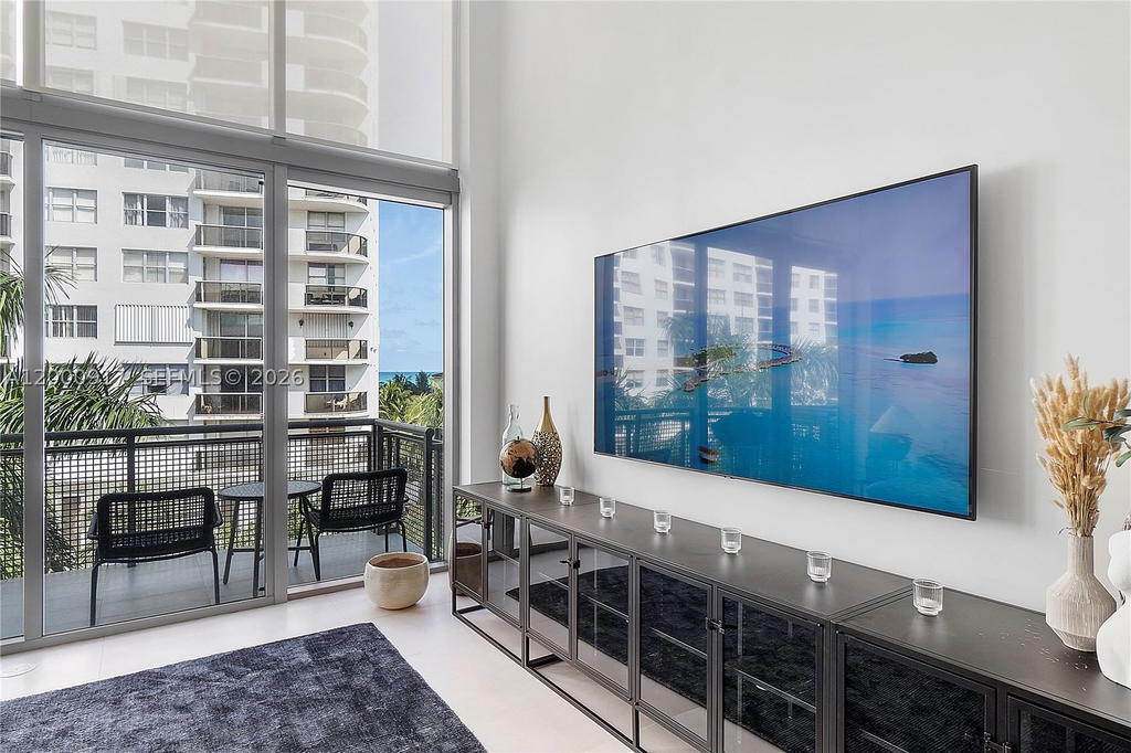 Real estate property located at 6000 Collins Ave #527, Miami-dade, Terra Beachside Condo, Miami Beach, FL