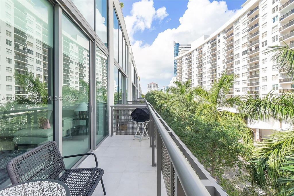 Real estate property located at 6000 Collins Ave #527, Miami-dade, Terra Beachside Condo, Miami Beach, FL