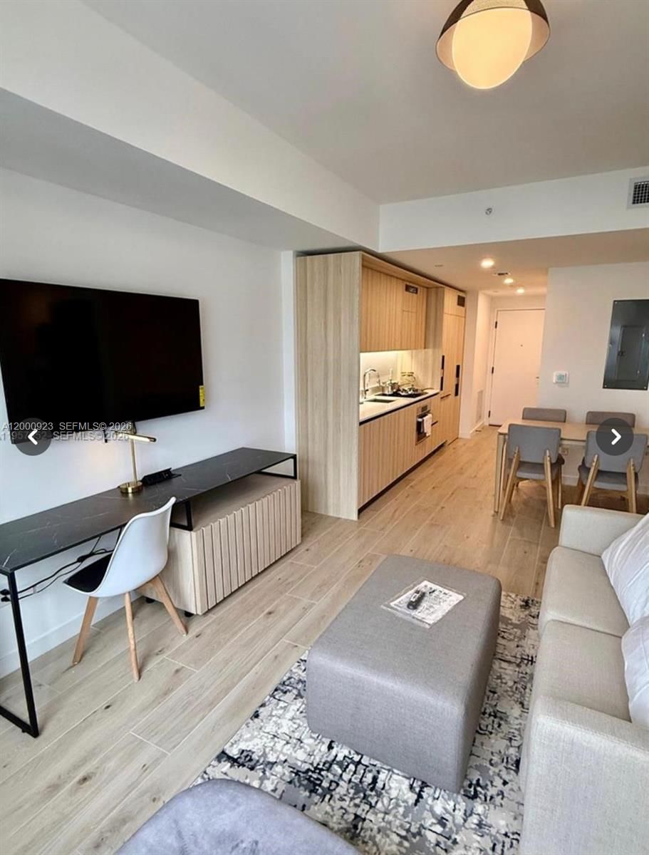 Real estate property located at 225 Miami Ave #212, Miami-dade, District 225 Condo, Miami, FL