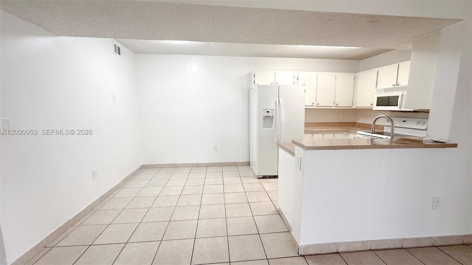 Real estate property located at 9491 Palm Cir S #103, Broward, Palms Of Pembroke Condo, Pembroke Pines, FL