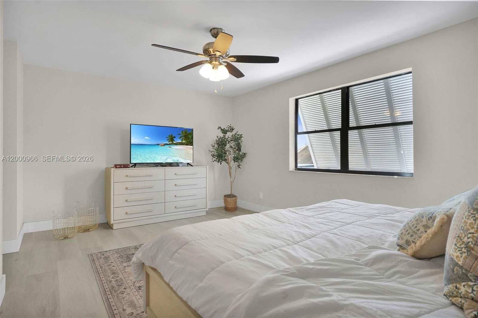 Real estate property located at 1505 113th Ave, Broward, Everglades Sugar & Land, Pembroke Pines, FL