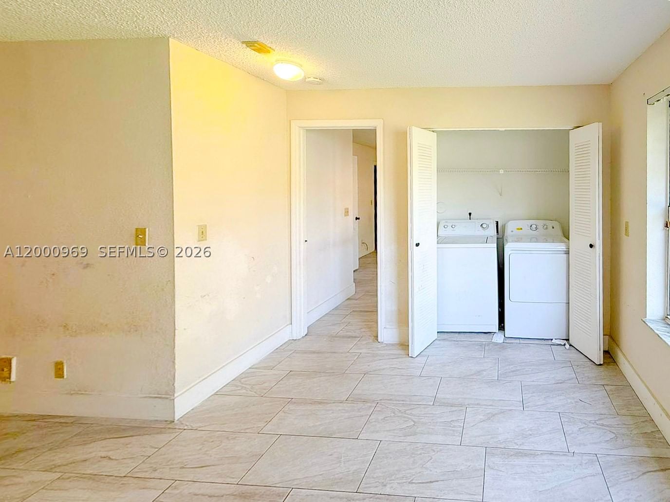 Real estate property located at 3440 Pinewalk Dr N #518, Broward, Coral Key Condo, Margate, FL