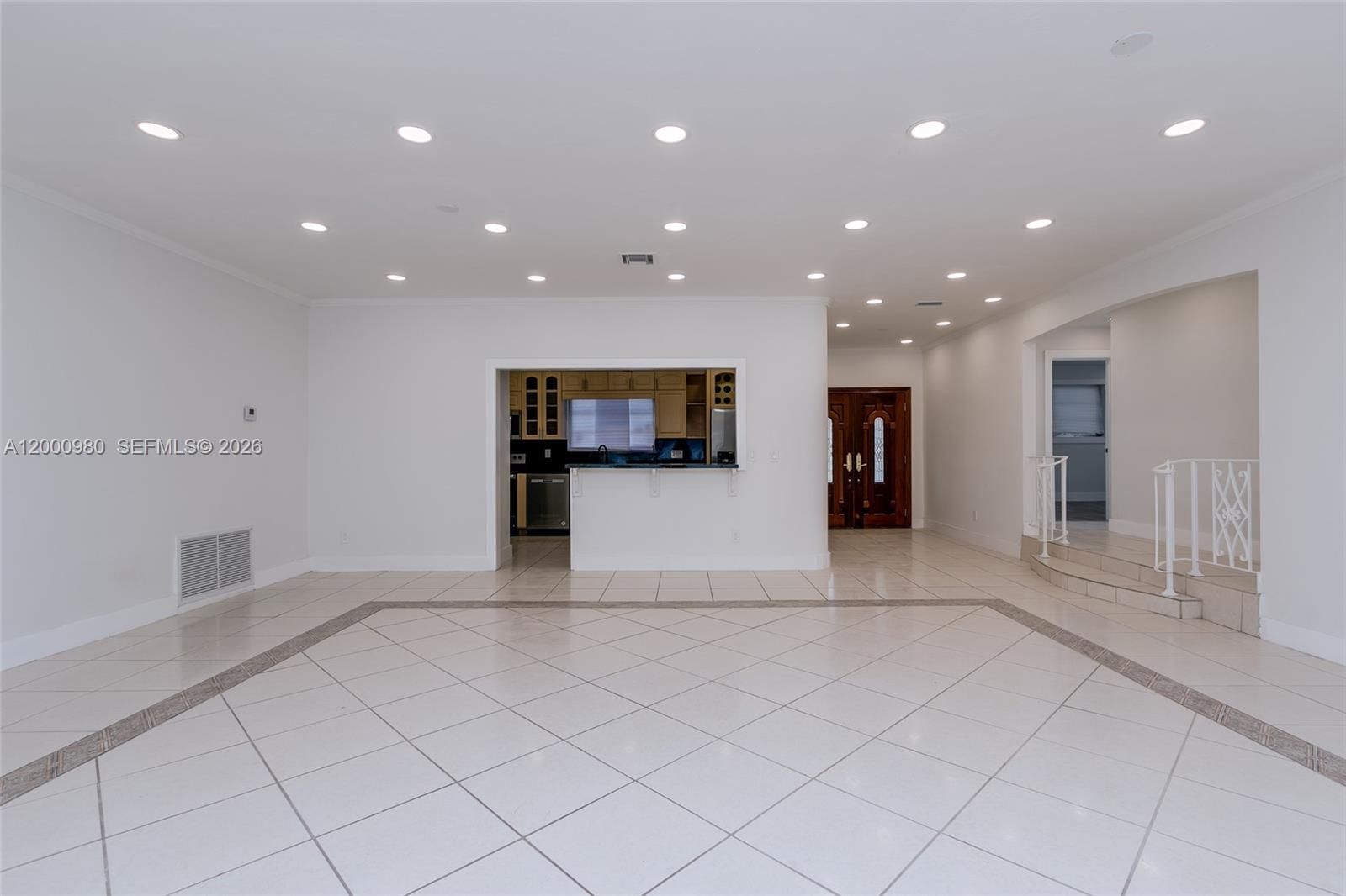 Real estate property located at 840 182nd Ter, Miami-dade, Pickwick Lake Estates Sec, North Miami Beach, FL