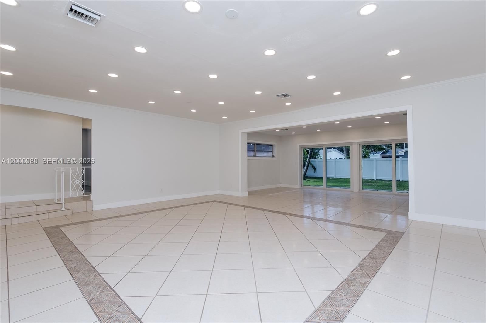 Real estate property located at 840 182nd Ter, Miami-dade, Pickwick Lake Estates Sec, North Miami Beach, FL