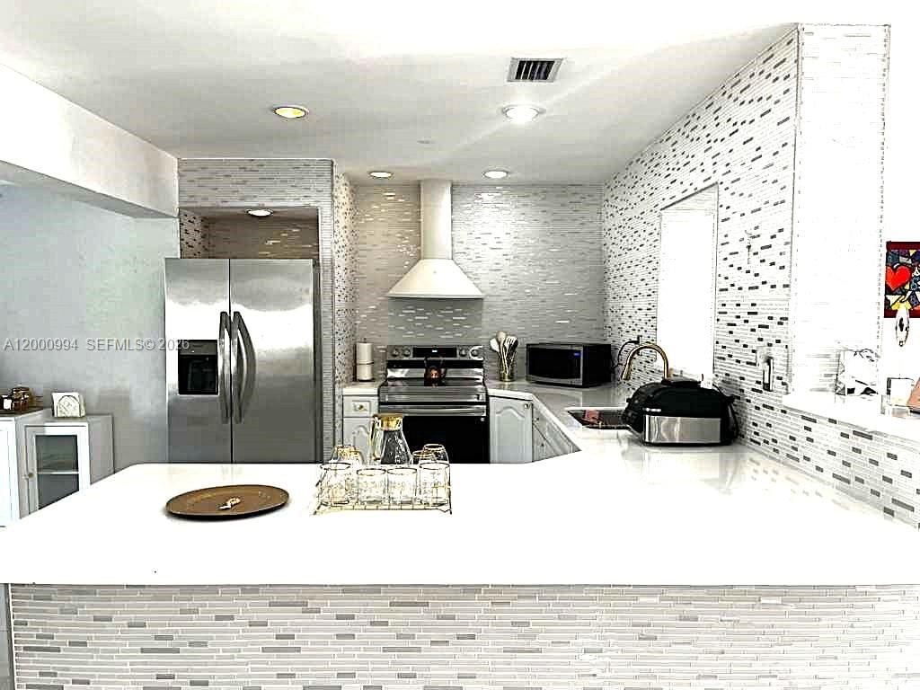 Real estate property located at 120 56th Ave, Broward, Lawn Acres, Hollywood, FL