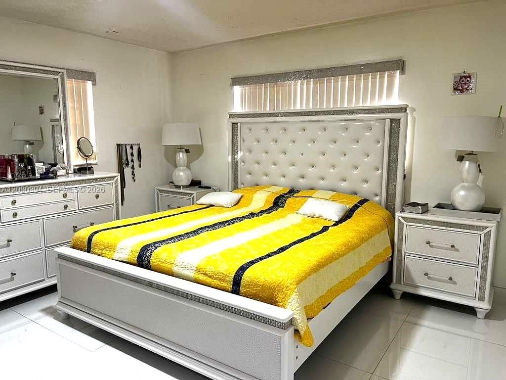 Real estate property located at 120 56th Ave, Broward, Lawn Acres, Hollywood, FL