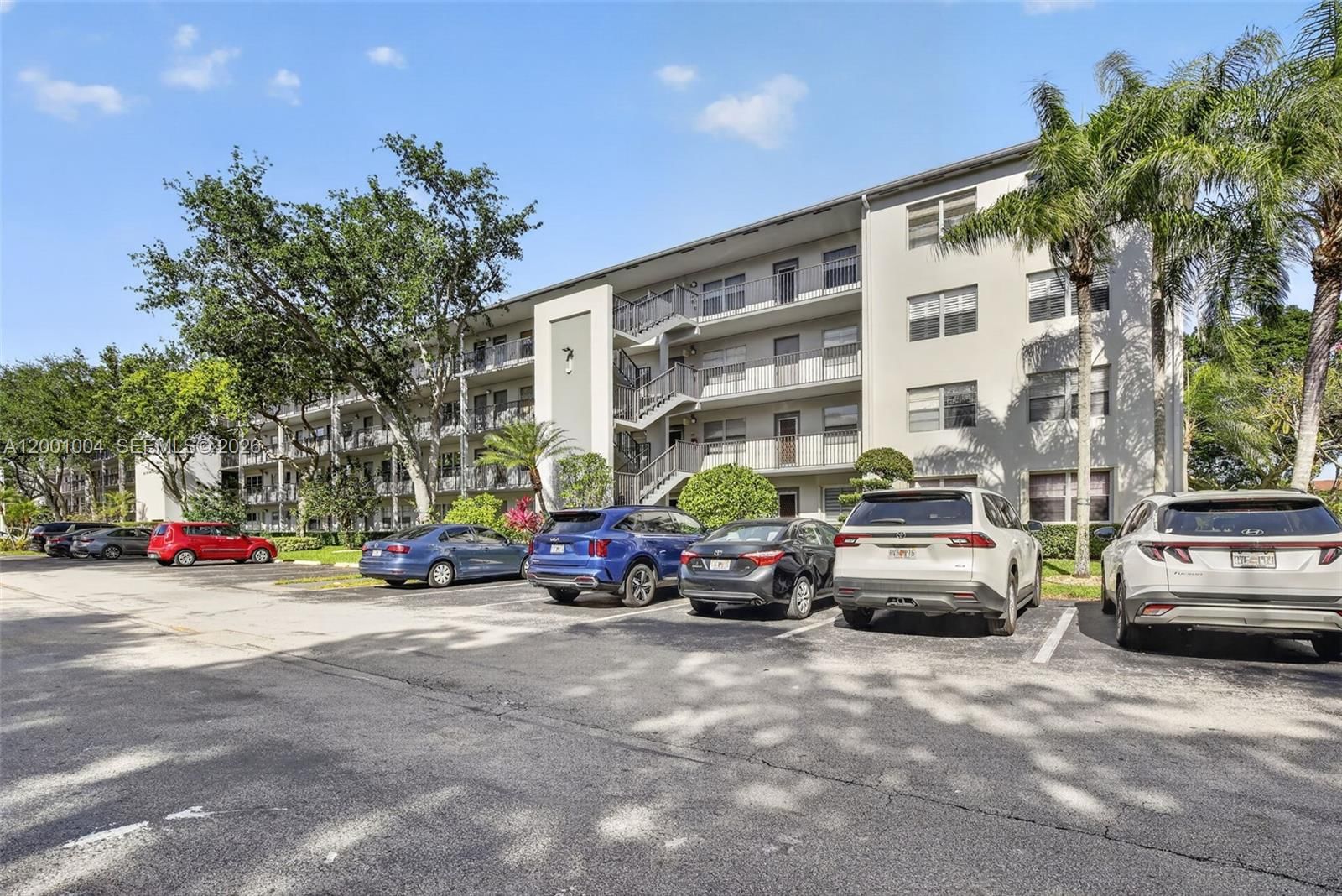 Real estate property located at 101 132nd Way #213J, Broward, New Hampton At Century Vi, Pembroke Pines, FL