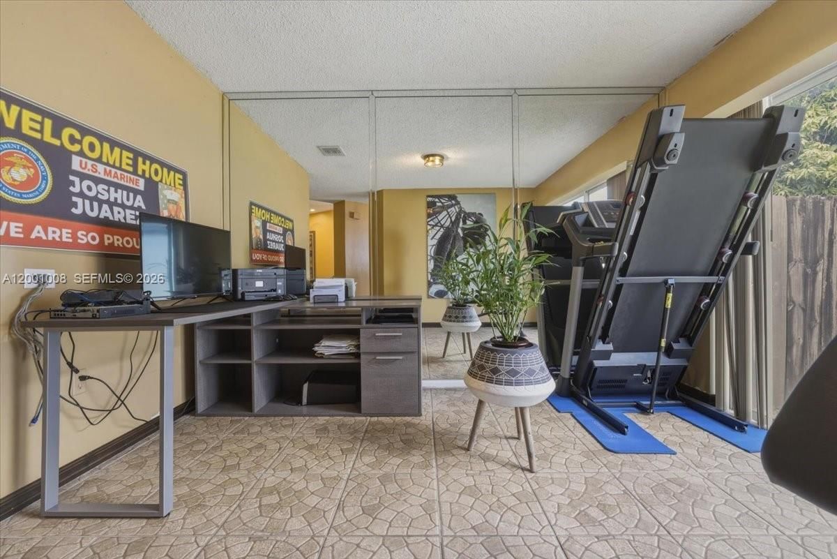 Real estate property located at 10959 72nd Ter, Miami-dade, Poinciana At Sunset, Miami, FL