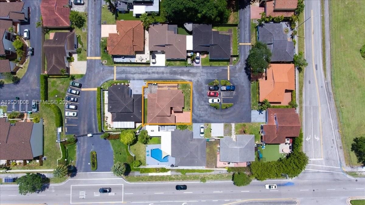 Real estate property located at 10959 72nd Ter, Miami-dade, Poinciana At Sunset, Miami, FL