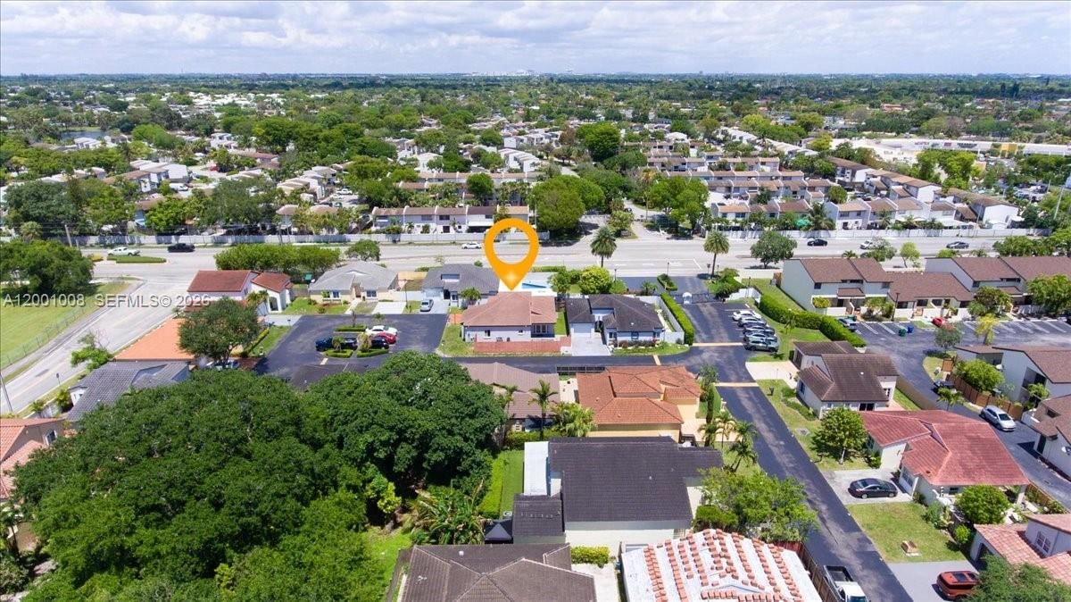 Real estate property located at 10959 72nd Ter, Miami-dade, Poinciana At Sunset, Miami, FL