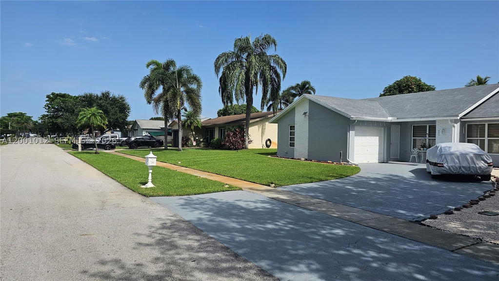 Real estate property located at 8421 8th St, Broward, Westview Sec One Part Two, Pembroke Pines, FL