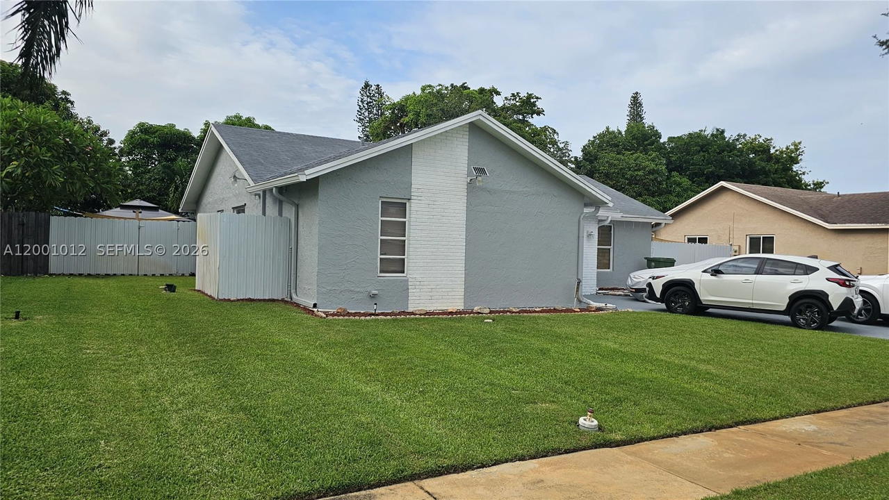 Real estate property located at 8421 8th St, Broward, Westview Sec One Part Two, Pembroke Pines, FL