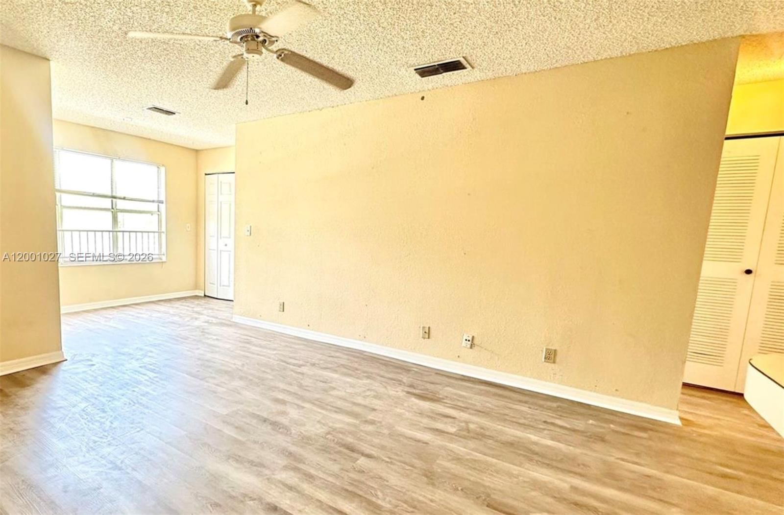 Real estate property located at 3310 Pinewalk Dr N #1823, Broward, Coral Key Condo, Margate, FL