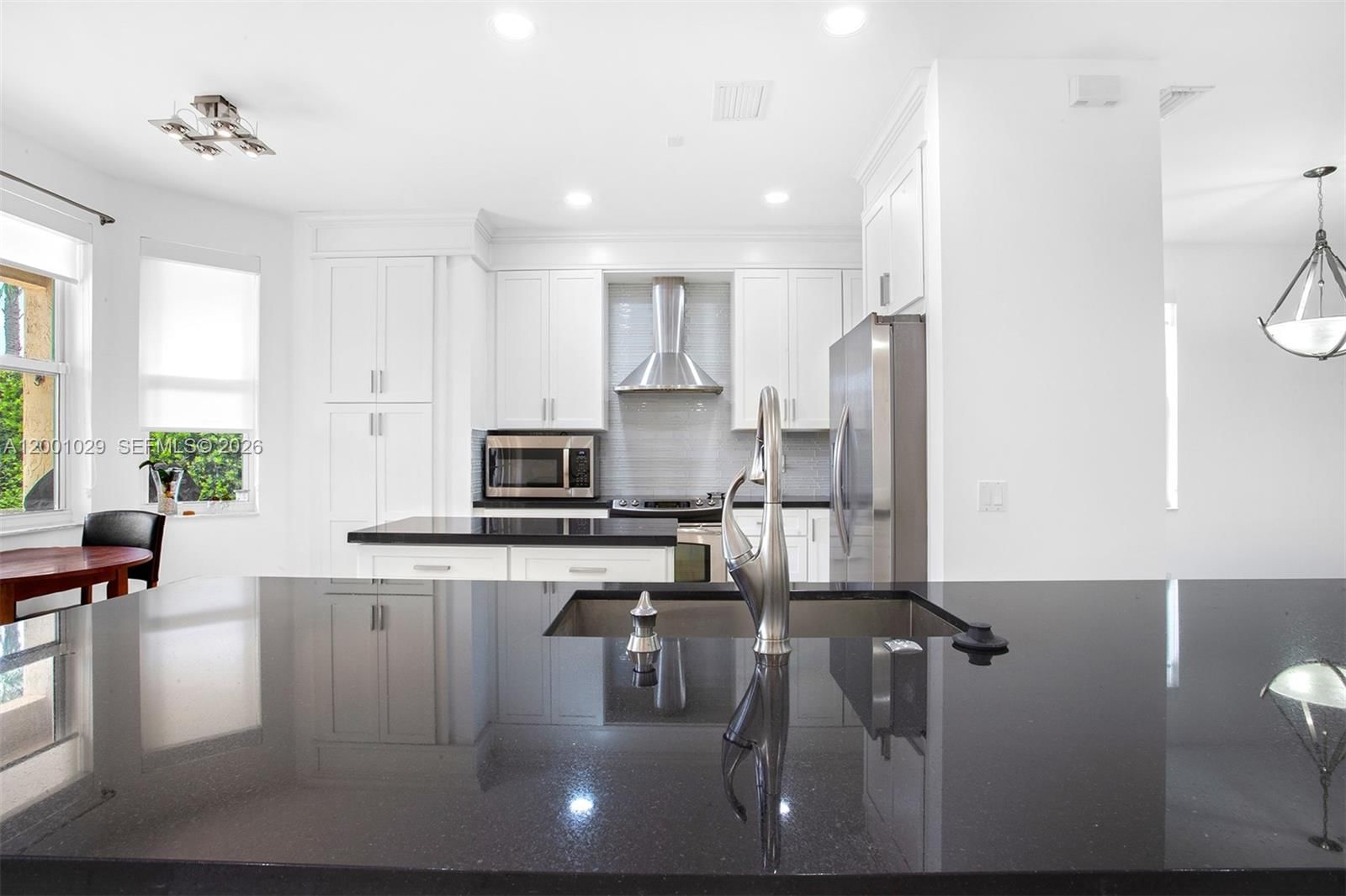 Real estate property located at 4467 Fox Glove Ln, Broward, Sectors 8 9 And 10 Plat, Weston, FL