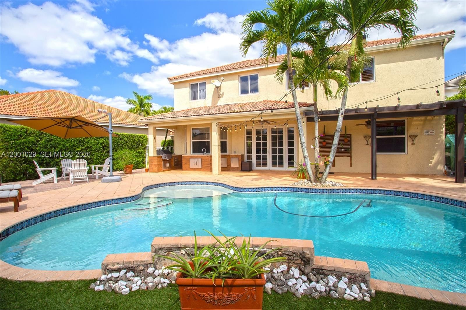 Real estate property located at 4467 Fox Glove Ln, Broward, Sectors 8 9 And 10 Plat, Weston, FL
