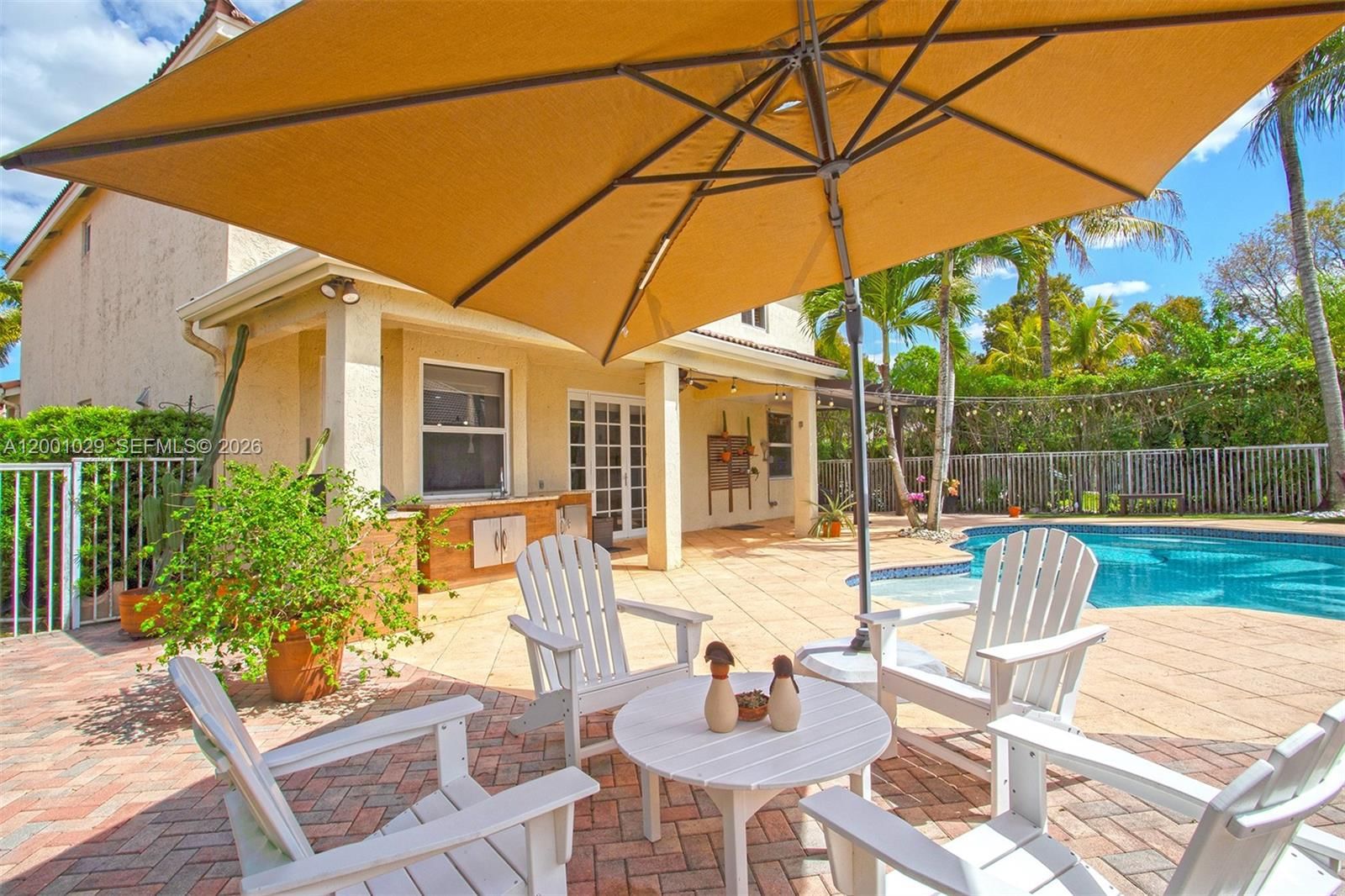 Real estate property located at 4467 Fox Glove Ln, Broward, Sectors 8 9 And 10 Plat, Weston, FL