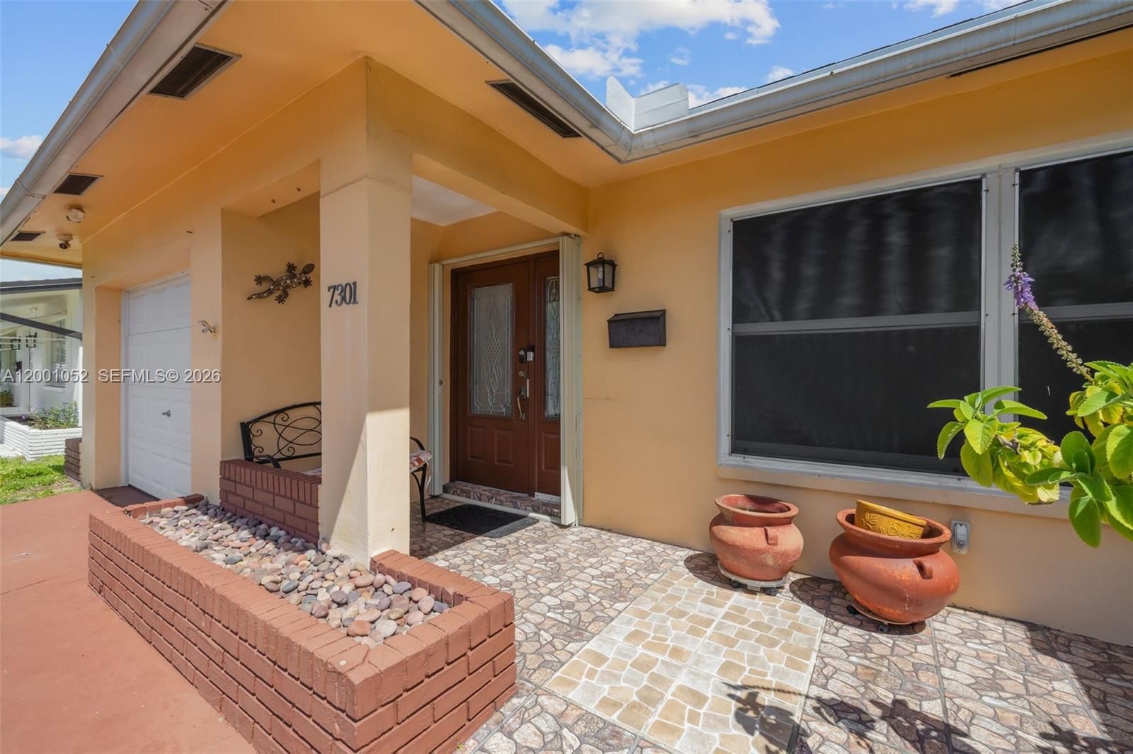 Real estate property located at 7301 57th Pl, Broward, Mainlands Of Tamarac Lake, Tamarac, FL