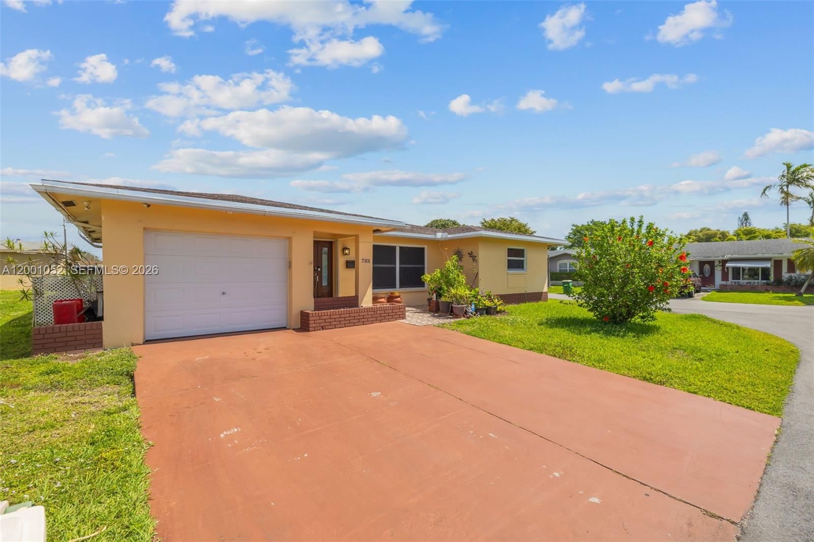 Real estate property located at 7301 57th Pl, Broward, Mainlands Of Tamarac Lake, Tamarac, FL