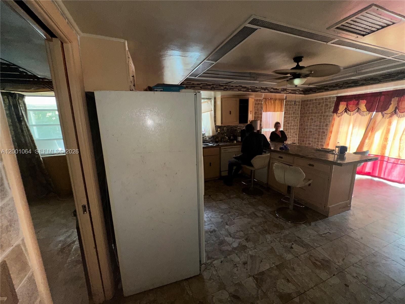 Real estate property located at 200 158th St, Miami-dade, Biscayne Gardens Sec A, Miami, FL