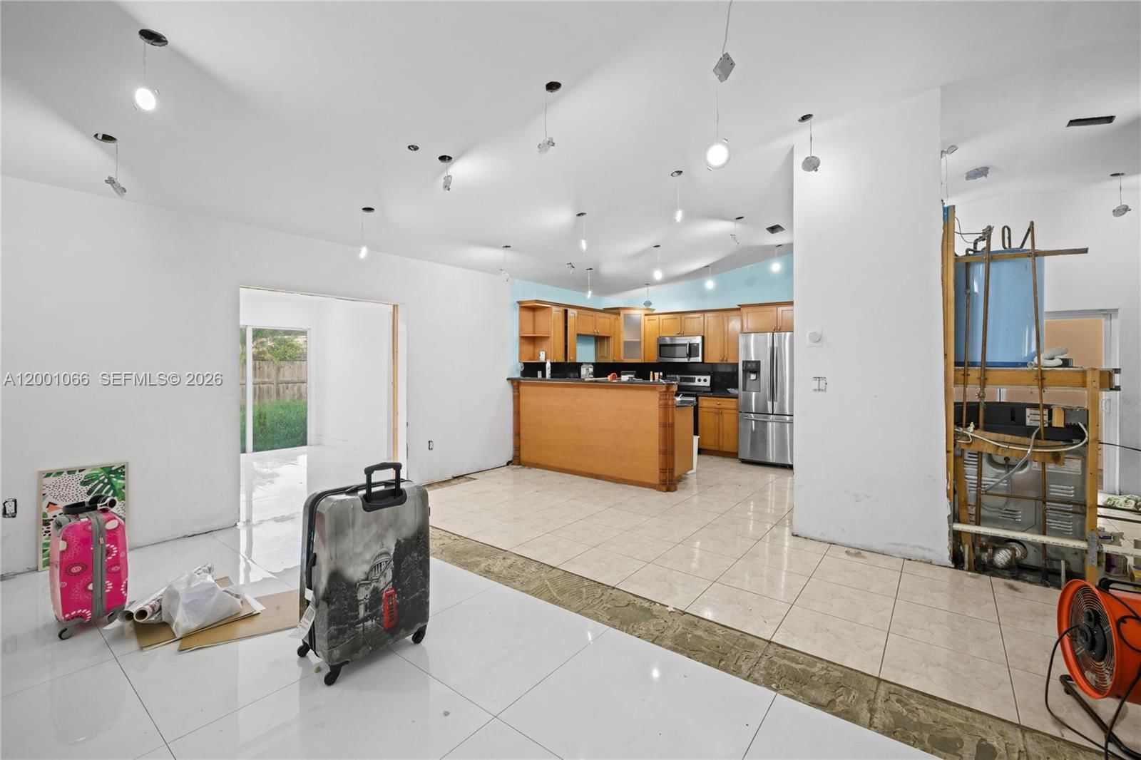 Real estate property located at 10105 144th Ave, Miami-dade, Munne Sub 1st Addn, Miami, FL