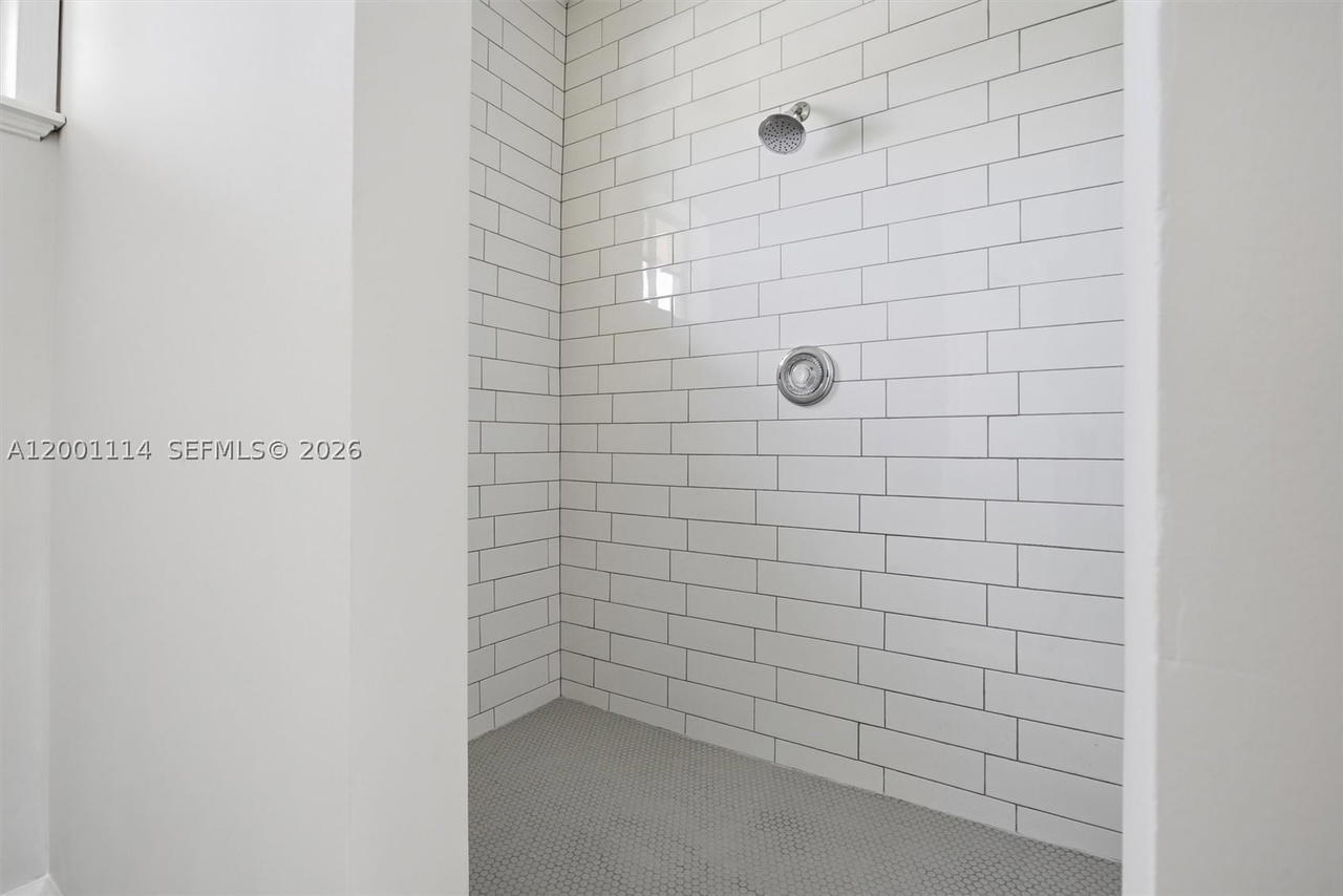 Real estate property located at 13474 124th Ave Rd, Miami-dade, Caribe At Bonita Lakes, Miami, FL