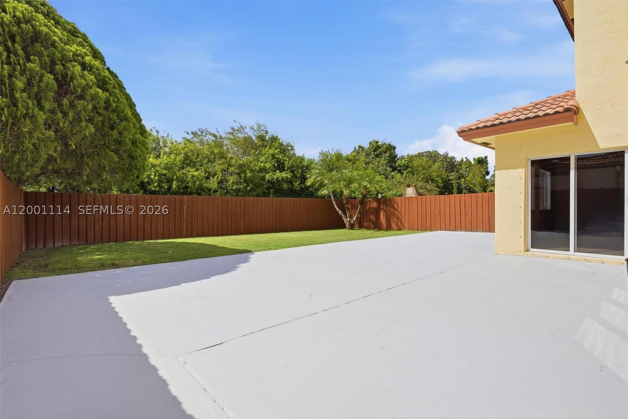 Real estate property located at 13474 124th Ave Rd, Miami-dade, Caribe At Bonita Lakes, Miami, FL