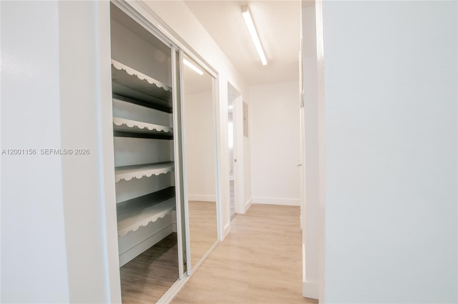 Real estate property located at 300 Luna Ct #2, Broward, Southbrook Condominium Ap, Hollywood, FL