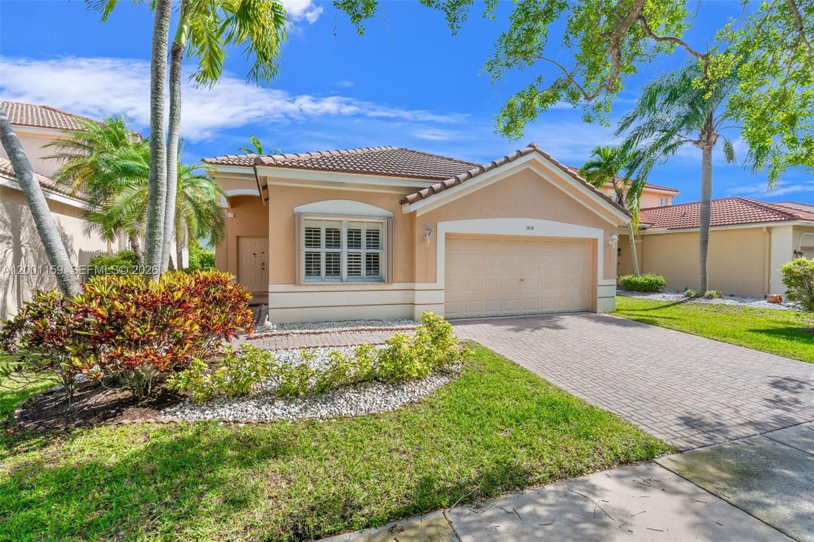 Real estate property located at 1414 Banyan Way, Broward, Sector 2-parcels 1 2 3 4, Weston, FL